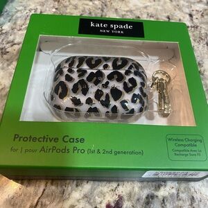 Kate Spade Leopard Print AirPods Pro Case New In Box